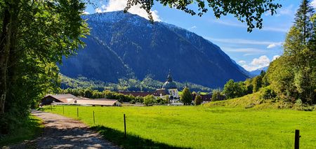 Blick auf Kloster Ettal